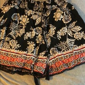 Patterned shorts